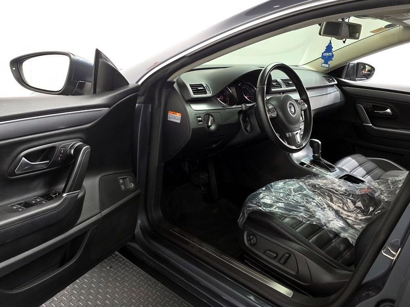2013 Volkswagen New CC 2.0 TSI photo 10