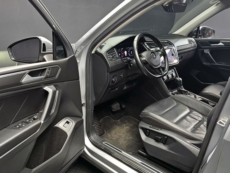 2020 Volkswagen Tiguan 2.0 TDI Prestige photo 10