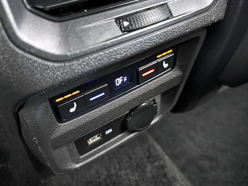 2020 Volkswagen Tiguan 2.0 TDI Prestige photo 18
