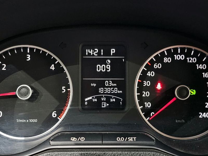 2014 Volkswagen Polo 1.6 TDI R-Line 5th photo 8