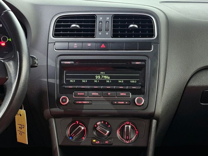 2014 Volkswagen Polo 1.6 TDI R-Line 5th photo 16