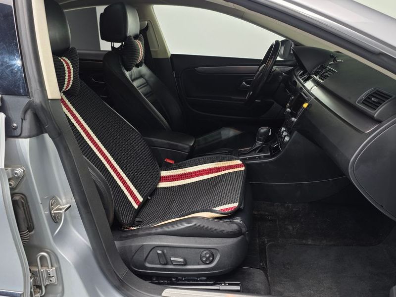 2015 Volkswagen New CC 2.0 TDI BlueMotion 4MOTION photo 11