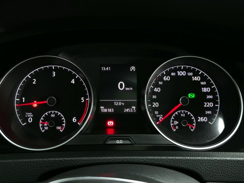 2014 Volkswagen Golf 2.0 TDI Premium photo 8