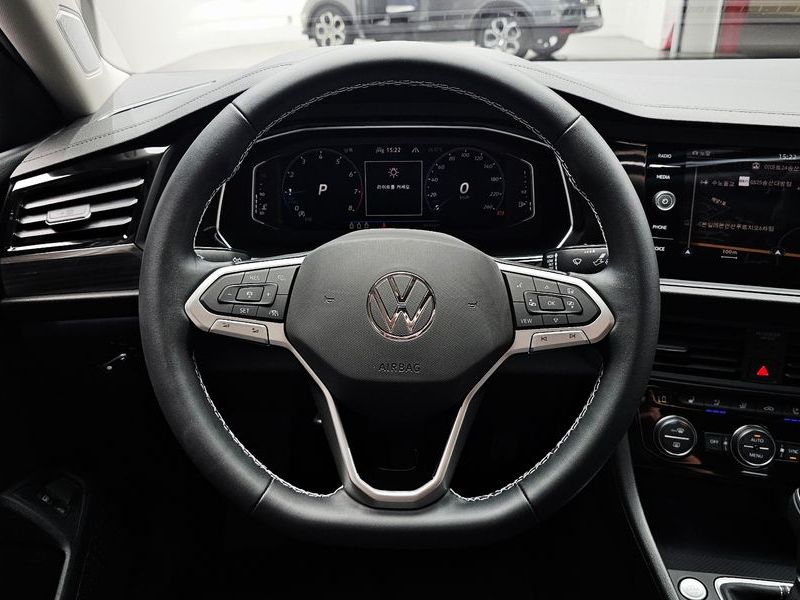 2023 Volkswagen Jetta 1.5 TSI Prestige photo 13