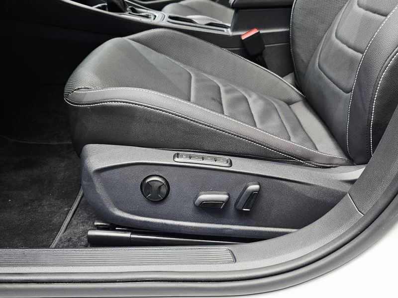 2023 Volkswagen Jetta 1.5 TSI Prestige photo 29