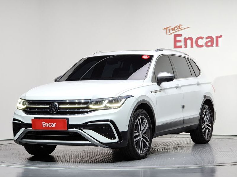 2023 Volkswagen Tiguan 2.0 TSI Prestige photo 1