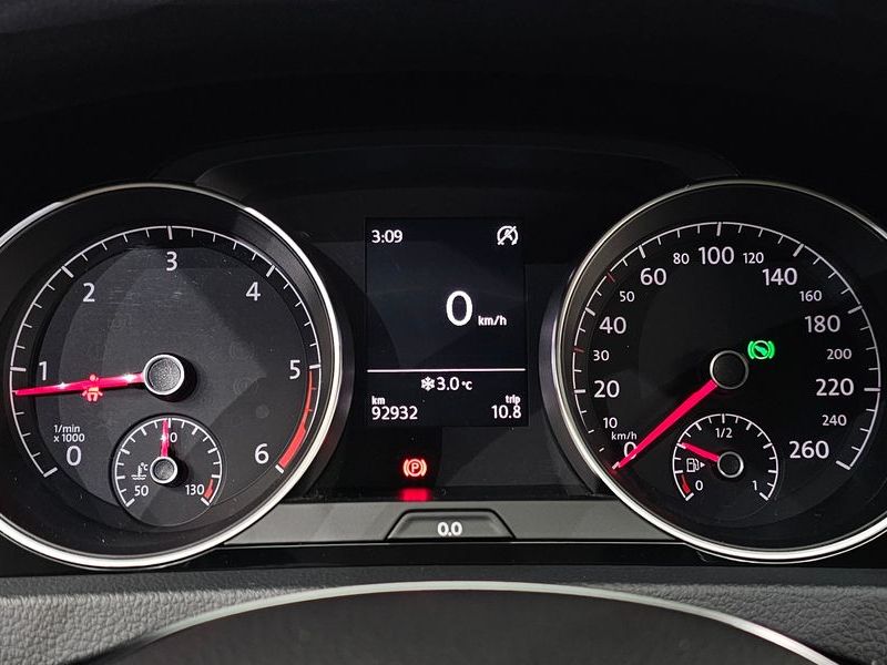2015 Volkswagen Golf 2.0 TDI photo 8
