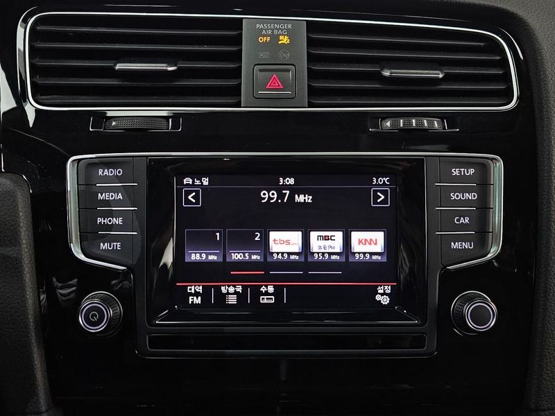 2015 Volkswagen Golf 2.0 TDI photo 16