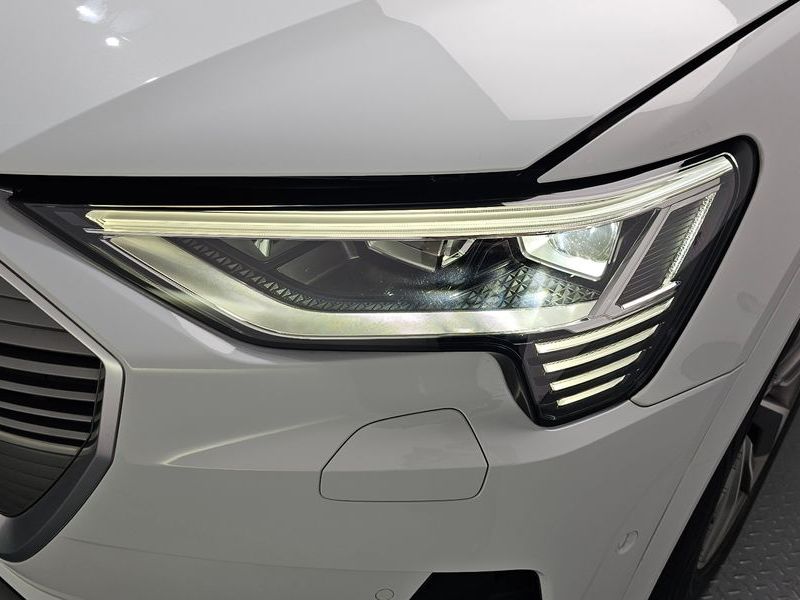 2020 Audi e-tron 55 Quattro photo 22
