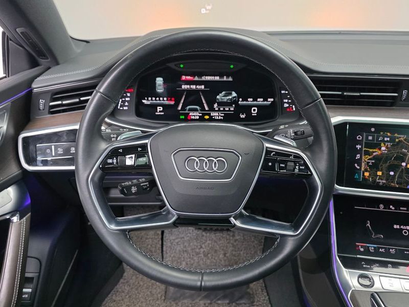 2022 Audi A7 55 TFSI Quattro Premium photo 13