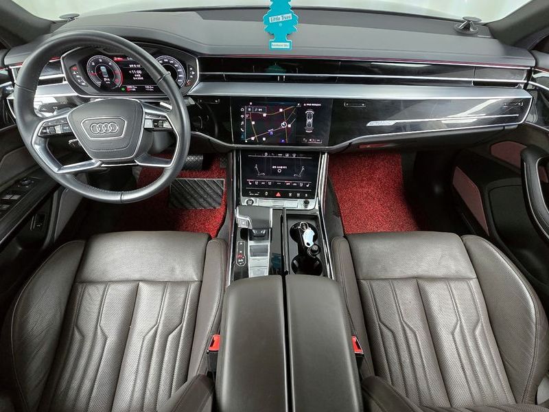 2021 Audi A8 50 TDI Quattro LWB photo 7