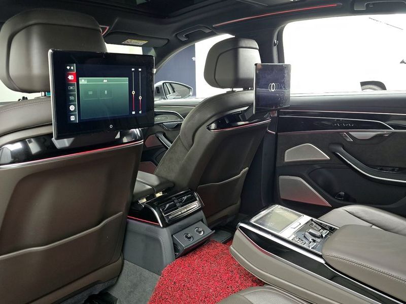 2021 Audi A8 50 TDI Quattro LWB photo 29