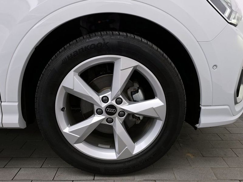 2024 Audi Q3 35 TDI Premium Sportback photo 21