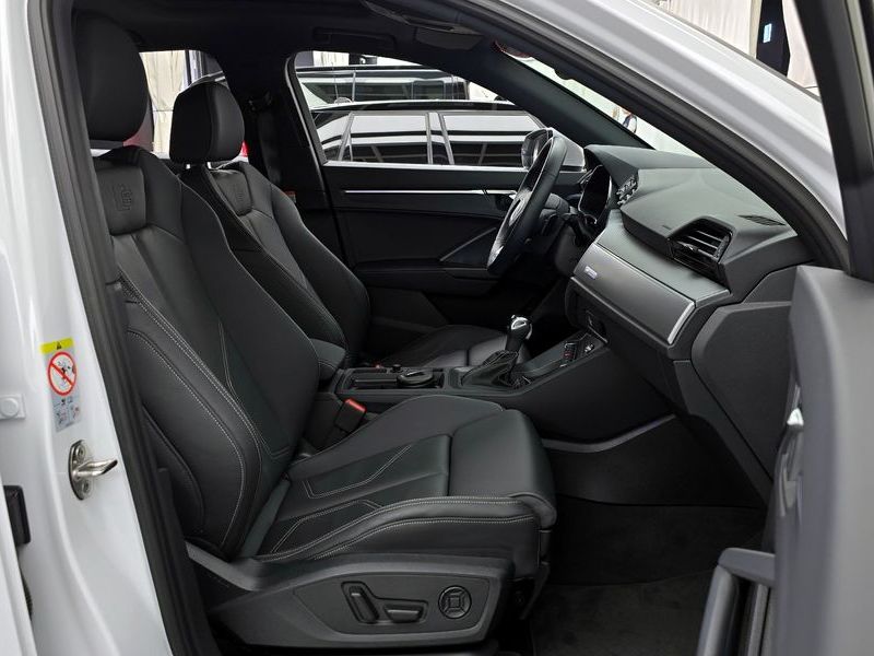 2024 Audi Q3 35 TDI Premium Sportback photo 26