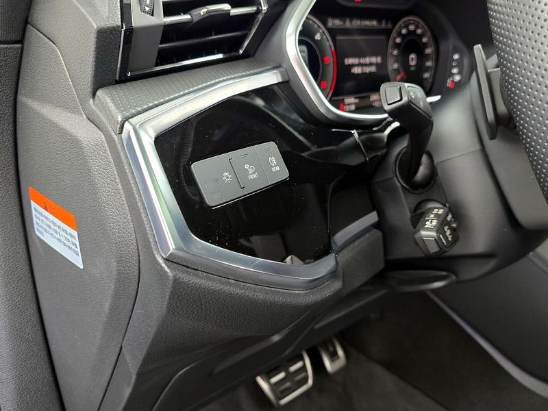 2024 Audi Q3 35 TDI Premium Sportback photo 27