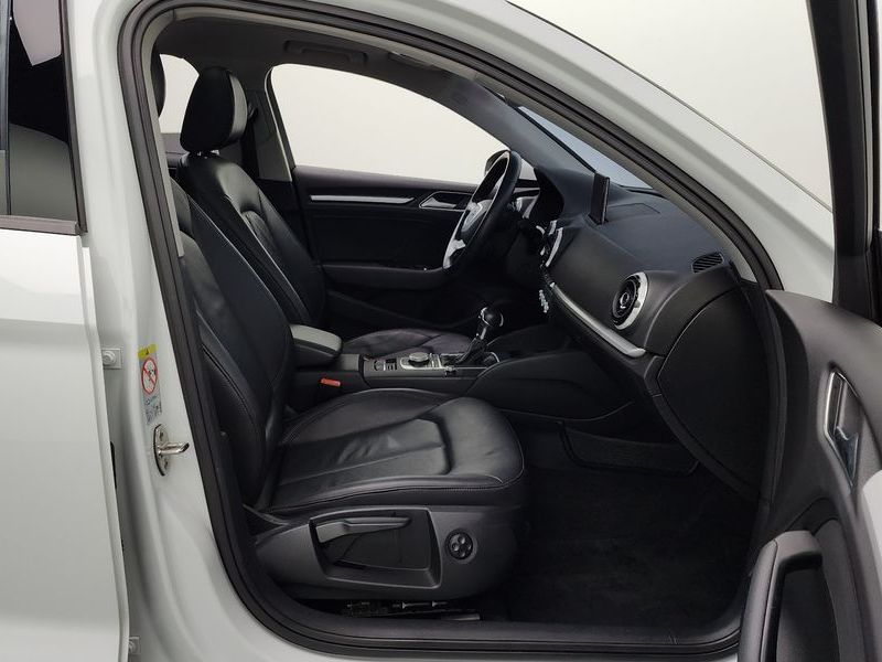 2015 Audi A3 25 TDI Dynamic 8V photo 11