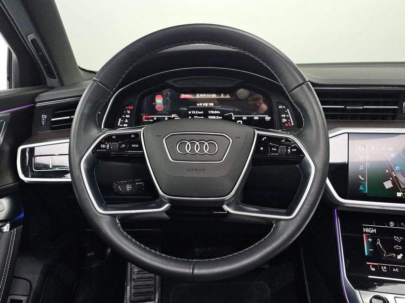 2023 Audi A6 45 TDI Quattro Premium photo 11