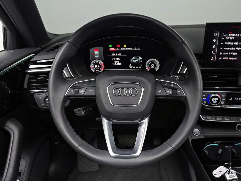 2021 Audi A4 40 TFSI Premium photo 14