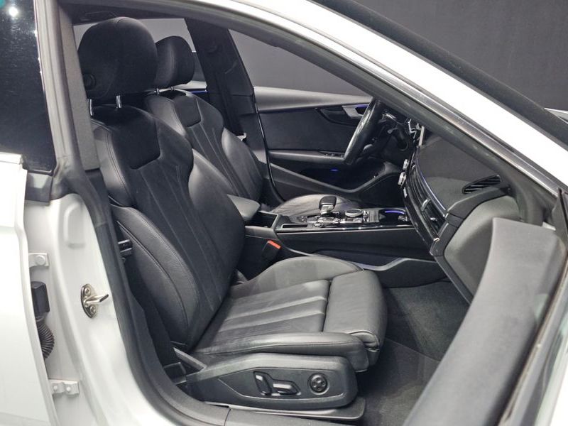 2019 Audi A5 45 TFSI Quattro Premium Sportback photo 11