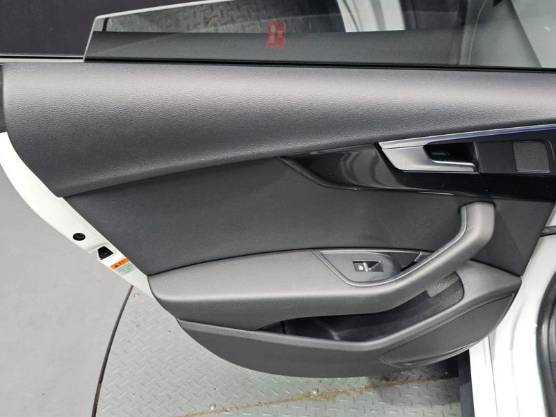 2019 Audi A5 45 TFSI Quattro Premium Sportback photo 24
