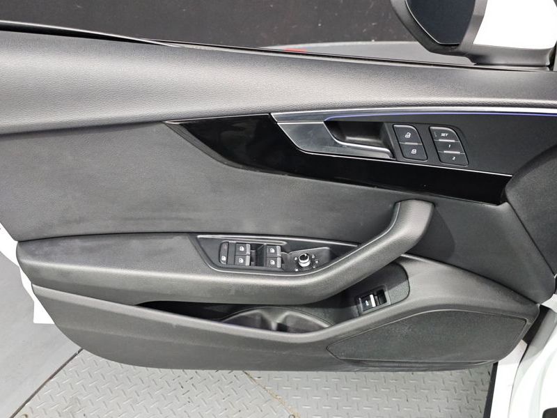 2019 Audi A5 45 TFSI Quattro Premium Sportback photo 25