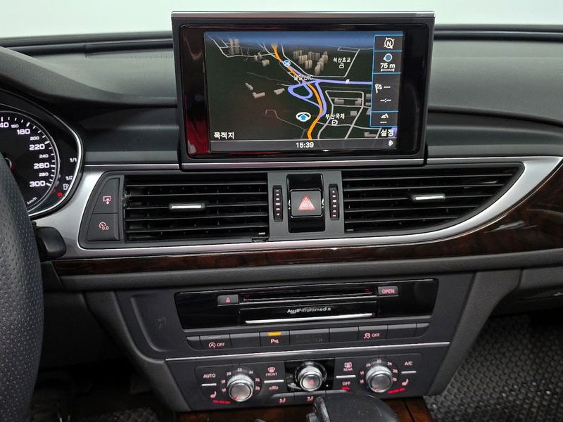 2015 Audi A6 45 TDI Quattro C7 photo 16