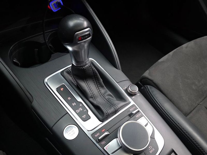 2015 Audi A3 35 TDI Dynamic Sportback 8V photo 9