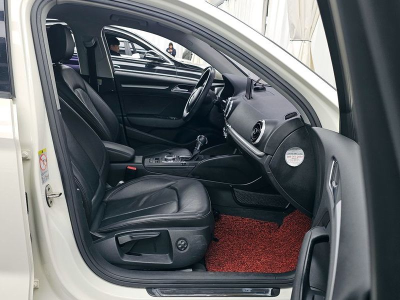 2015 Audi A3 35 TDI Dynamic 8V photo 11