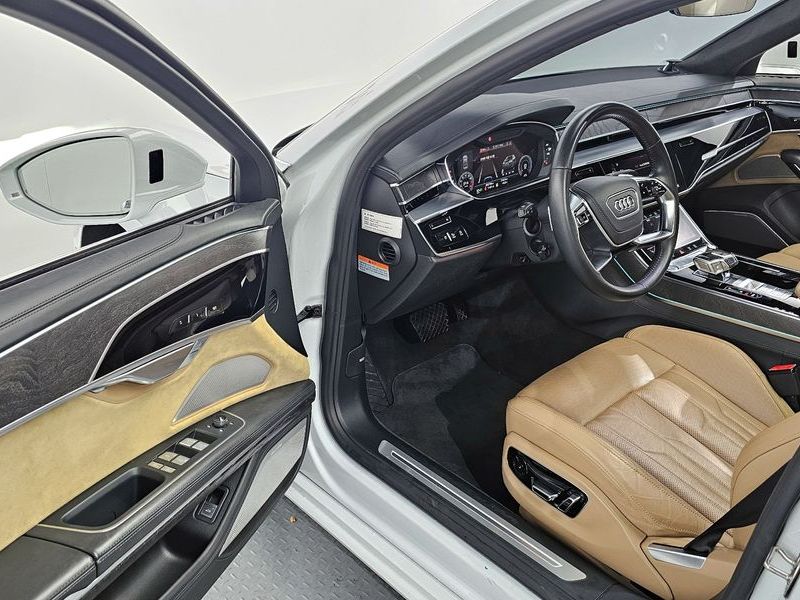 2020 Audi A8 60 TFSI Quattro LWB photo 10