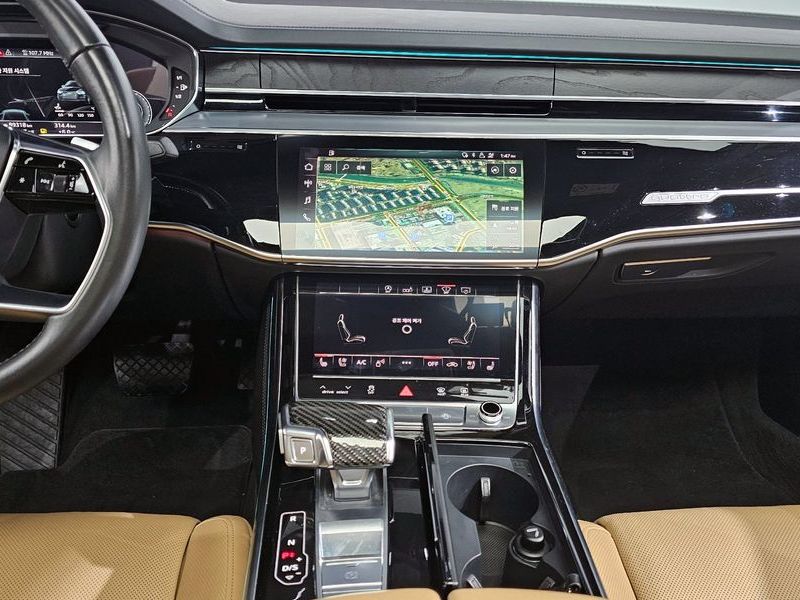 2020 Audi A8 60 TFSI Quattro LWB photo 19
