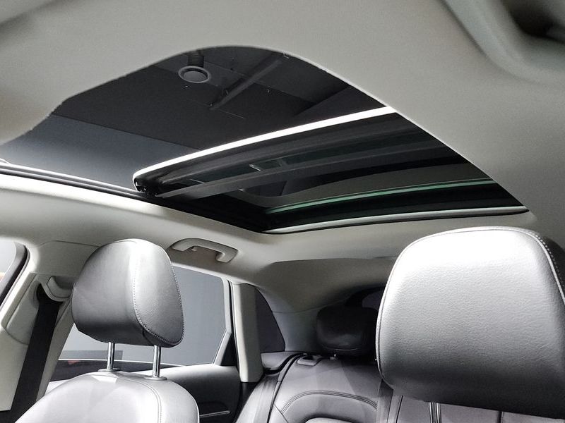 2014 Audi Q3 2.0 TDI Quattro Dynamic 8U photo 17