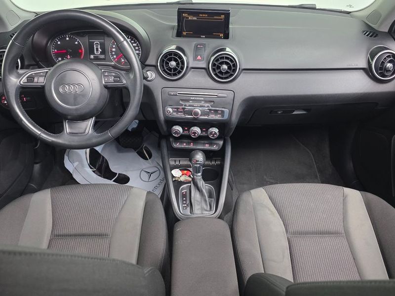 2015 Audi A1 30 TDI Design Premium Sporback photo 7