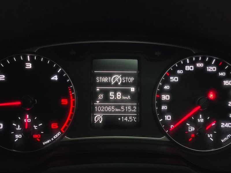 2015 Audi A1 30 TDI Design Premium Sporback photo 8