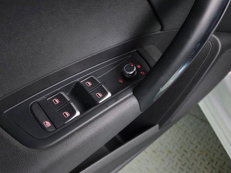2015 Audi A1 30 TDI Design Premium Sporback photo 17