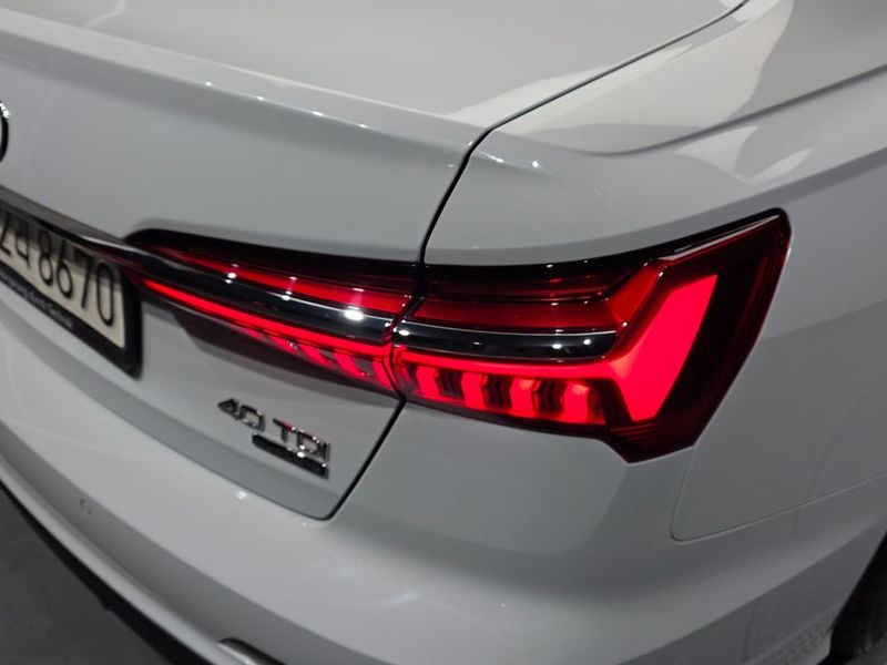 2022 Audi A6 40 TDI Quattro Premium photo 23