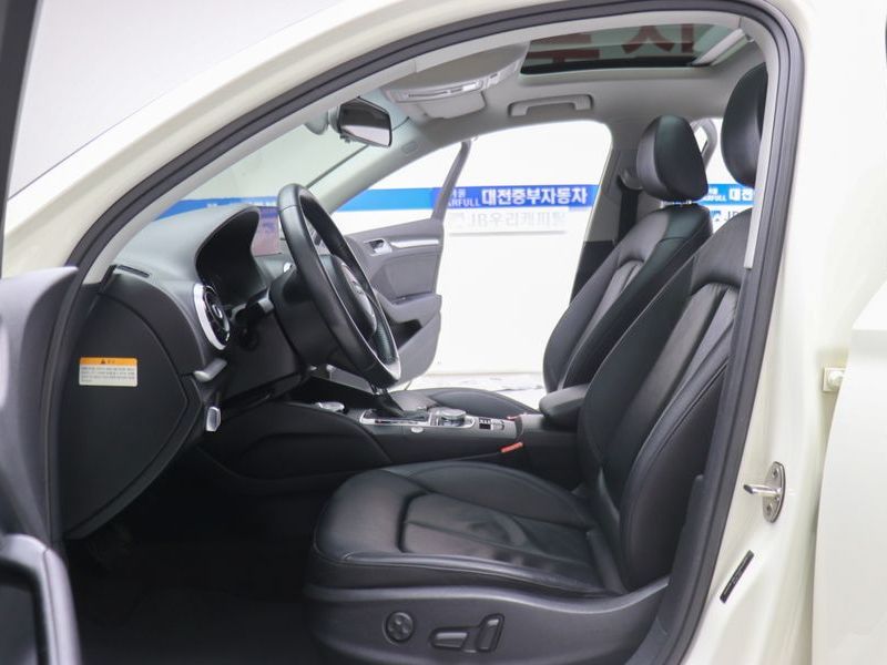 2014 Audi A3 2.0 TDI Dynamic 8V photo 9