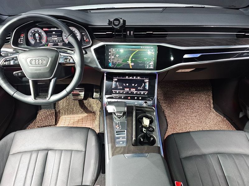 2020 Audi A6 45 TFSI Quattro Premium photo 7