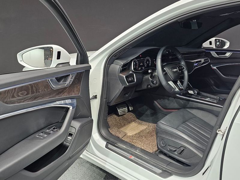 2020 Audi A6 45 TFSI Quattro Premium photo 10