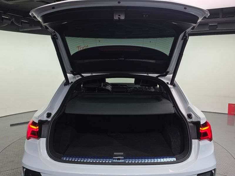 2022 Audi Q3 35 TDI Premium Sportback photo 20