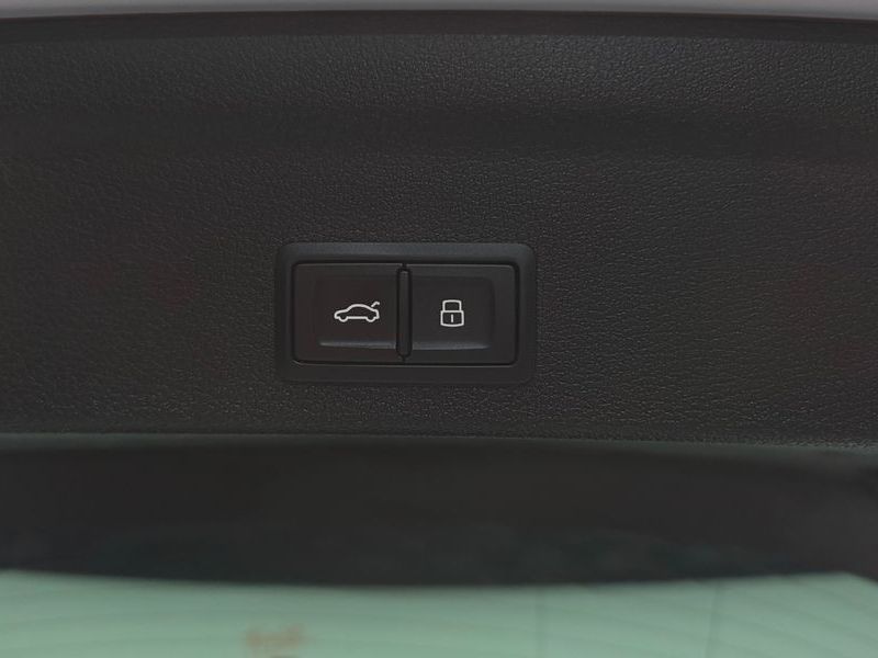 2022 Audi Q3 35 TDI Premium Sportback photo 30