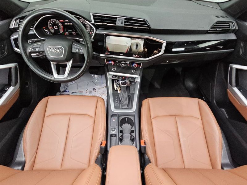 2025 Audi Q3 40 TFSI Quattro Premium photo 7
