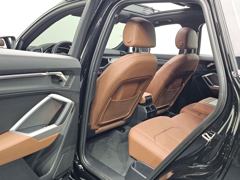 2025 Audi Q3 40 TFSI Quattro Premium photo 11