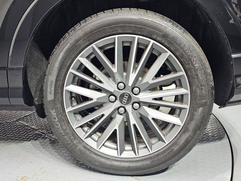 2025 Audi Q3 40 TFSI Quattro Premium photo 21