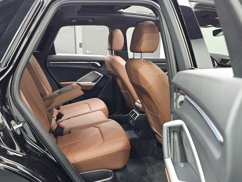 2025 Audi Q3 40 TFSI Quattro Premium photo 26