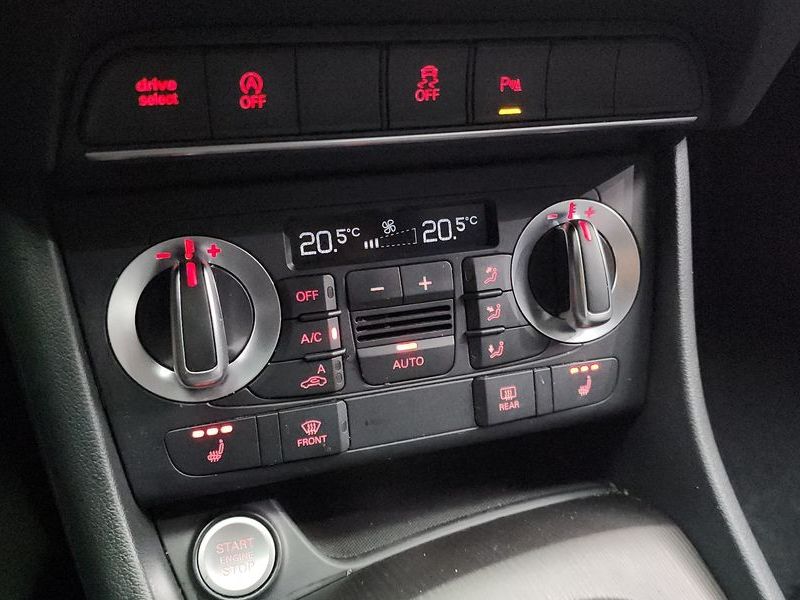 2015 Audi Q3 35 TDI Quattro Dynamic 8U photo 16