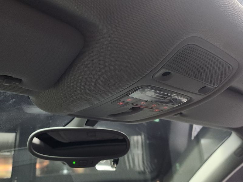2015 Audi Q3 35 TDI Quattro Dynamic 8U photo 18