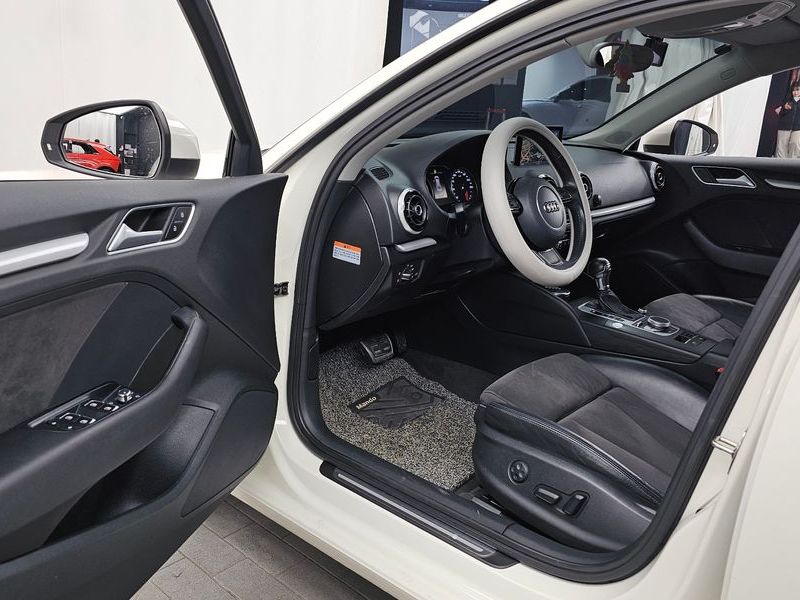 2015 Audi A3 35 TDI Dynamic Sportback 8V photo 10