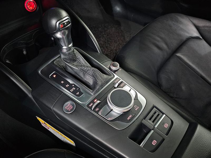 2014 Audi A3 2.0 TDI Dynamic 8V photo 9