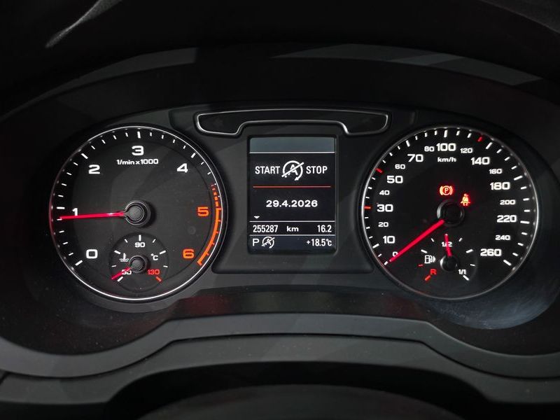 2015 Audi Q3 35 TDI Quattro Dynamic 8U photo 8