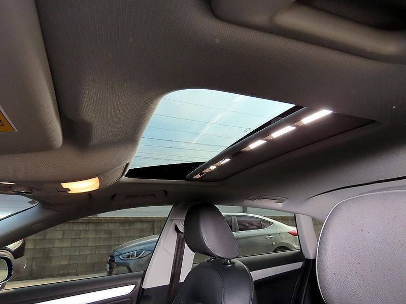 2015 Audi A5 35 TDI Quattro Sportback 8TA photo 17